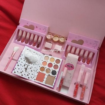 Набор косметики Kylie Jenner Big Box розовый, большой подарочный набор для макияжа-2